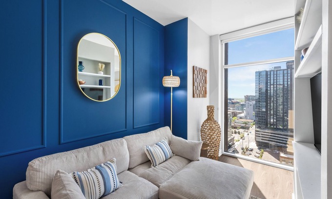 The Gulch Apartment | Upscale Studio in The Gulch Fast WiFi In-Unit W/D Secure Parking