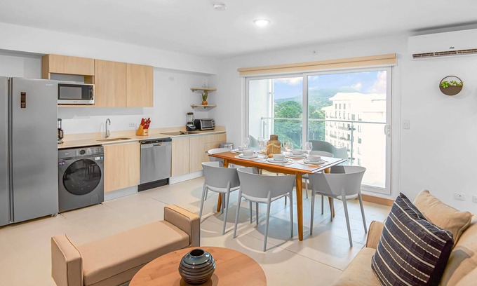 Barrio Santa Lucia Condo | Upstay New 3BR Condo w Breathtaking Mountain views