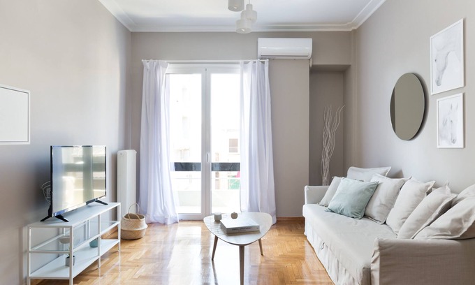 Pangrati Apartment | UPSTREET Urban Chic 1BD Apartment- Hilton area