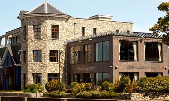 Kilmuckridge Hotel | Upton Court Hotel