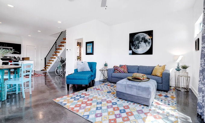 Near East Side House | Urban - A Birdy Vacation Rental