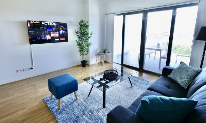 Midland Apartment | Urban Chic Living Midland 2BR 2BTH
