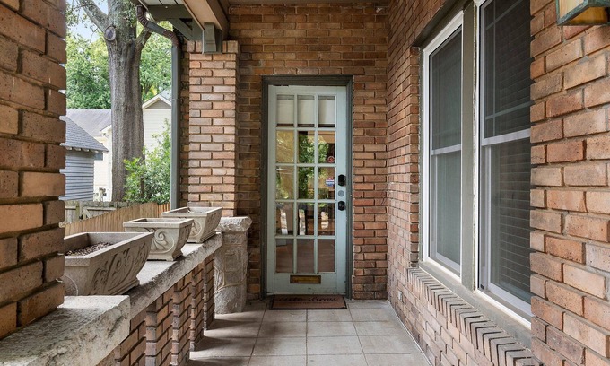 Atlanta House | Urban Comfort in Historic Manor