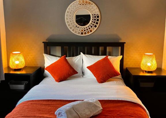 East End House | Urban Escape Glasgow Green Free Parking 20min walk to City Center