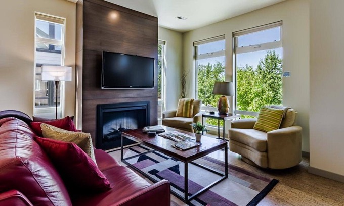 Walla Walla House | Urban Oasis in Downtown Walla Walla. Walk to Wine, Restaurants and More!