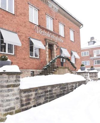 Skovde Hotel | Västerhöjdsgården