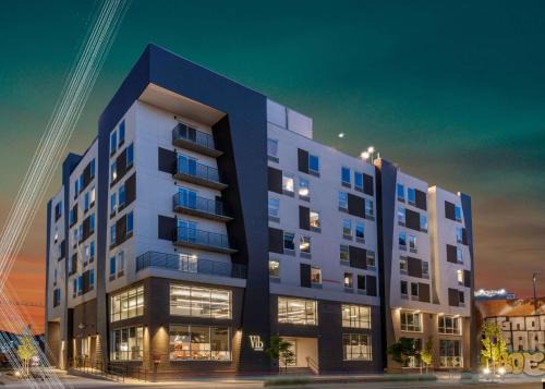 River North Art District Hotel | Vīb Hotel by Best Western Denver RiNo