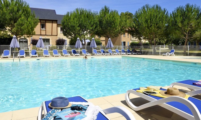 Montignac House | Vacances à Montignac | Accès Piscine !