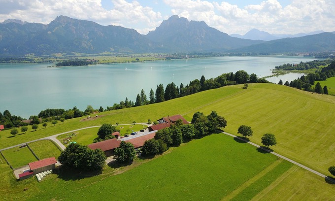 Rieden am Forggensee Apartment | Vacation apartment "Bergsee"