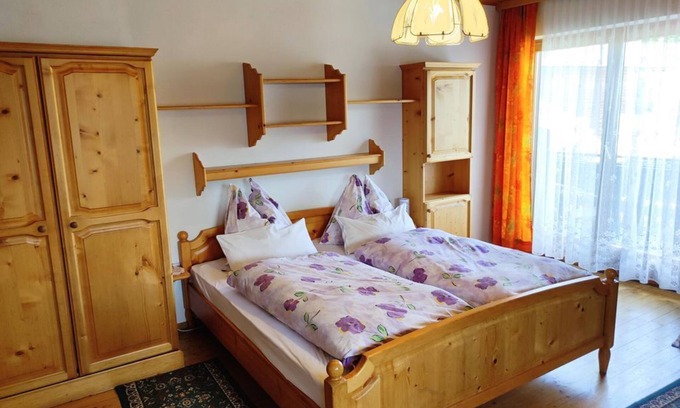 Sankt Lambrecht Apartment | Vacation apartment Grebenzenblick - Kralmoar, Family Seidl