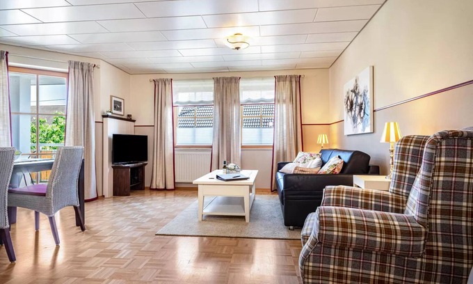Neufrach Apartment | Vacation apartment 4, 78 sqm, 2 bedrooms, max. 4 persons