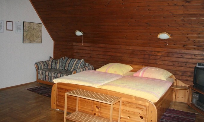 Buhlau/Weier Hirsch Apartment | Vacation apartment (60 m2) with garden use
