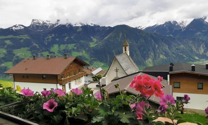 Hippach-Schwendberg Apartment | Vacation apartment Alpenblick