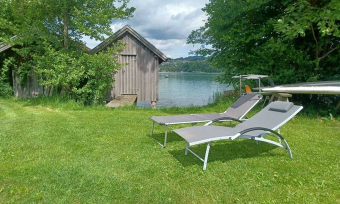 Tiefgraben Apartment | Vacation apartment directly on the beautiful Irrsee with its own bathing area