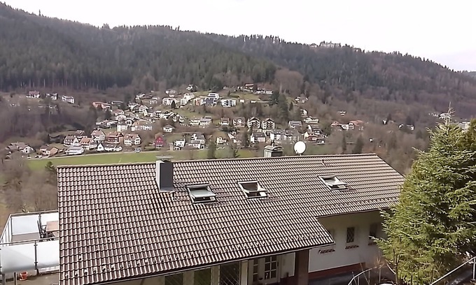 Bad Wildbad Apartment | Vacation apartment with two bedrooms and a large balcony in a quiet location