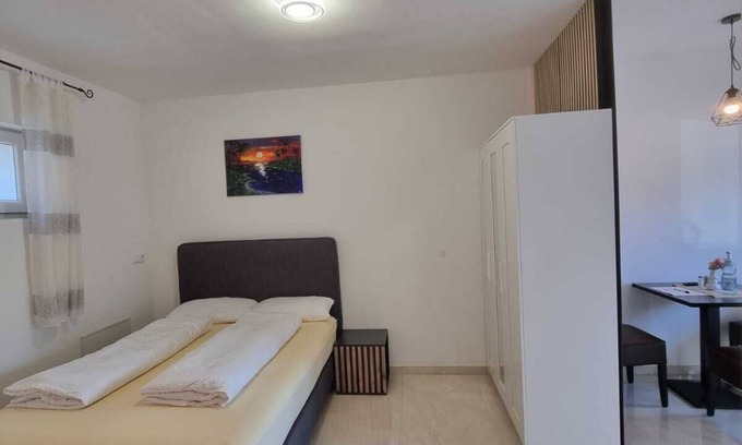 Coppenbrugge House | Vacation apartment Selo B