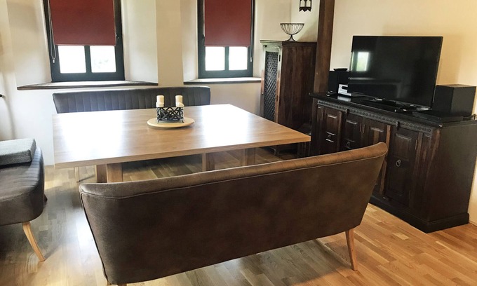 Leppersdorf Apartment | Vacation apartment with large family bed for 2 adults + 6 kids near Radeberg
