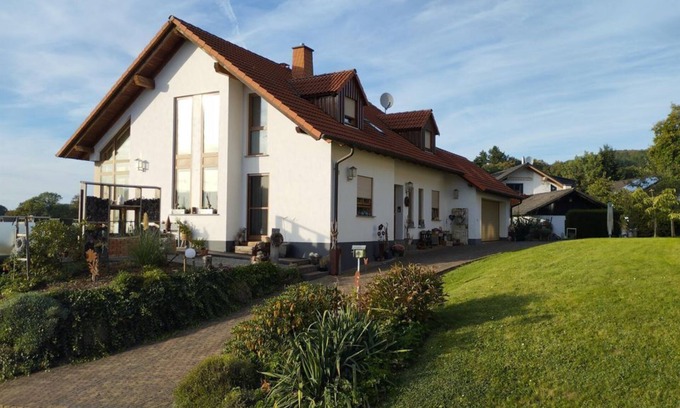 Hilders Apartment | Vacation apartment Hilderser Auszeit - Holiday apartment