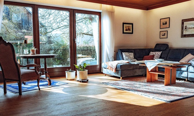 Pentling Apartment | Vacation apartment in idyllic Matting on the Danube.