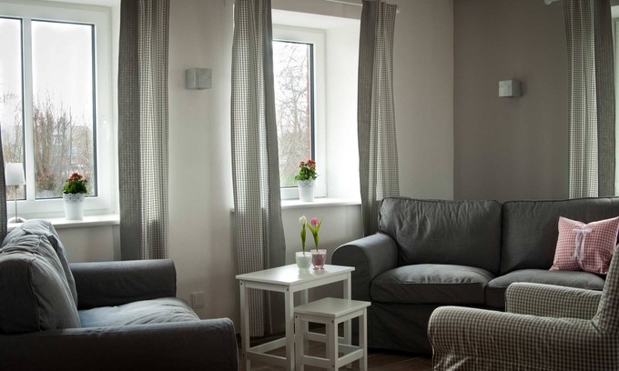Esgrus Apartment | Vacation apartment Käthe - Holiday home Uhlenstraat