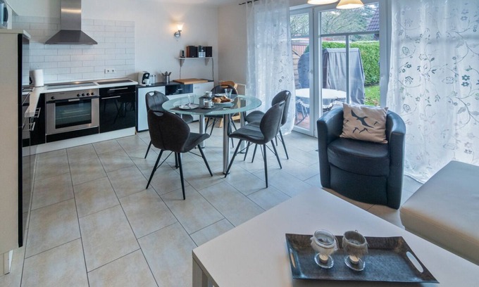 Norddeich Apartment | Vacation apartment Leuchtfeuer1
