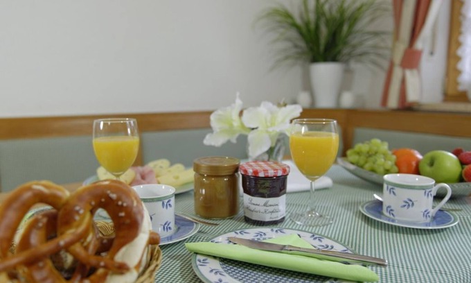 Ettal Apartment | Vacation apartment no. 1 - Haus Schneider-Sepp, Preisinger