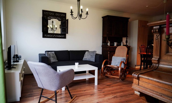 Steinberg Apartment | Vacation apartment Oma Stube - Lindenhof