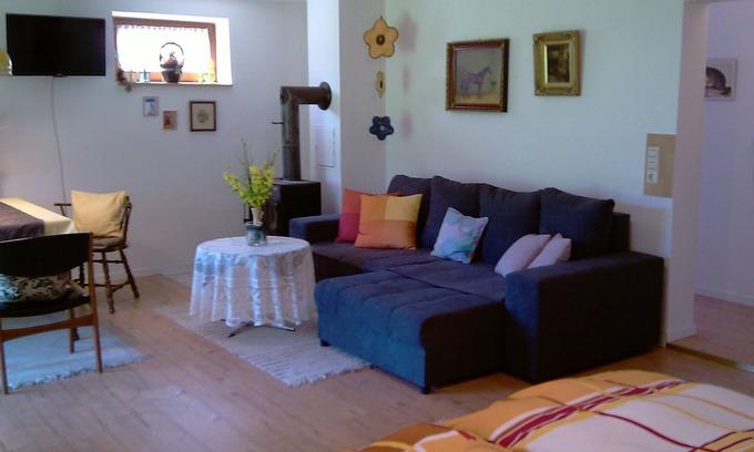 Gemarkung Tieringen Apartment | Vacation apartment on the Swabian Alb on the outskirts of town w/panoramic view