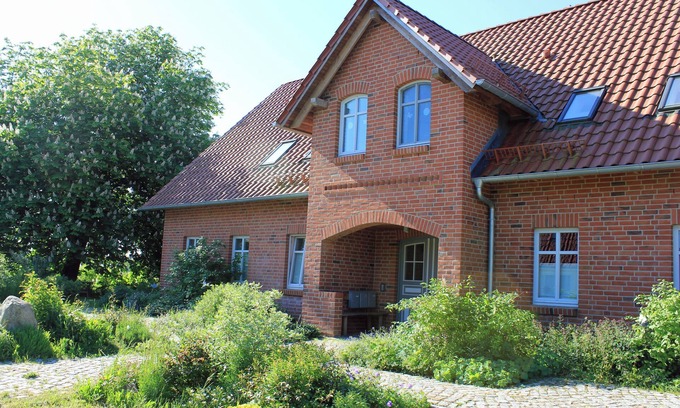 Heiligenhagen Apartment | Vacation apartment Teichrose Country vacation on the Mecklenburg Baltic Sea coast