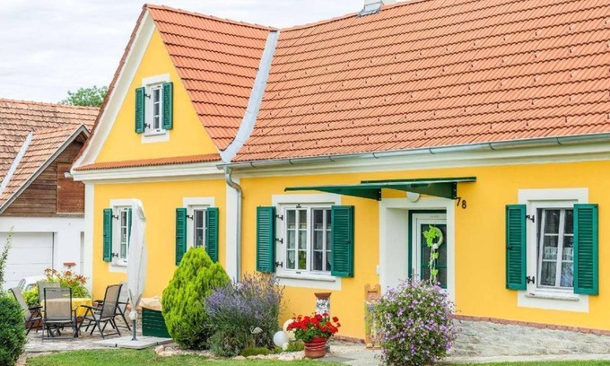Kaindorf House | Vacation cottage Planetz