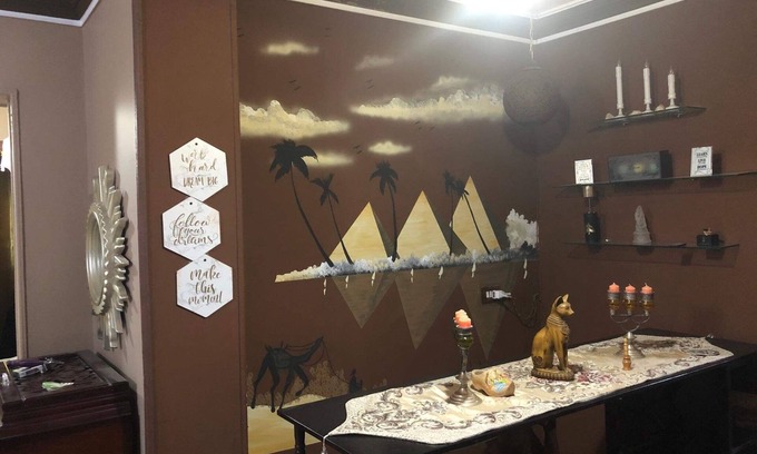 Cairo Apartment | Vacation Done Right Steps From Historic Places