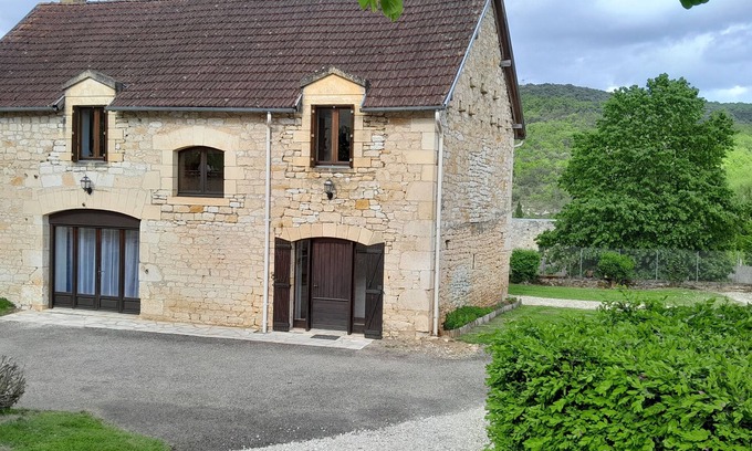 Castelnaud-la-Chapelle House | Vacation home in the Périgord Noir facing the chateau of Joséphine BAKER