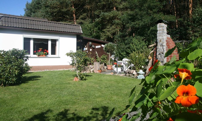 Biendorf Apartment | Vacation home at the edge of the forest Biendorf near Kühlungsborn - 2-room vacation home (70m², max.