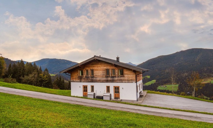Eben im Pongau House | Vacation home Auer by Interhome
