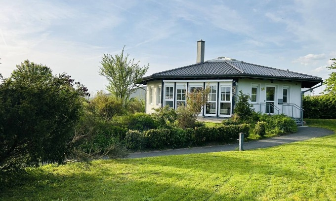 Wolfsbach House | Vacation home Bayreuth in a quiet location, for families & groups. Pet friendly!