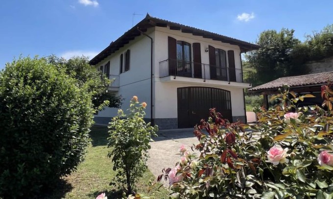 Trezzo Tinella Other | Vacation home Ca'del Fre' in Trezzo Tinella - 6 persons, 2 bedrooms