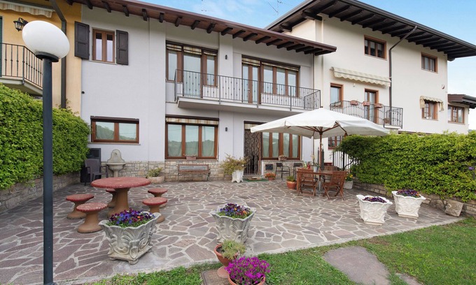 Villongo House | Vacation Home "Cascina Nonna Nina" with Private Terrace and 2 Balconies
