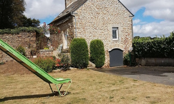 Quessoy House | Vacation home Côtes d'Armor in the commune of Quessoy