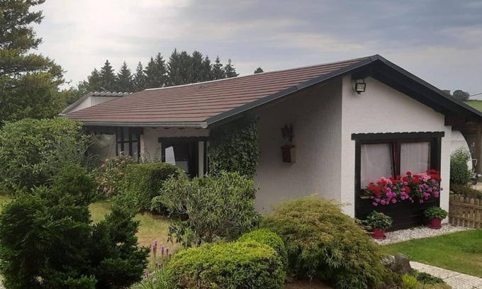 Nisterau House | Vacation home Elsa - 2-bed apartment