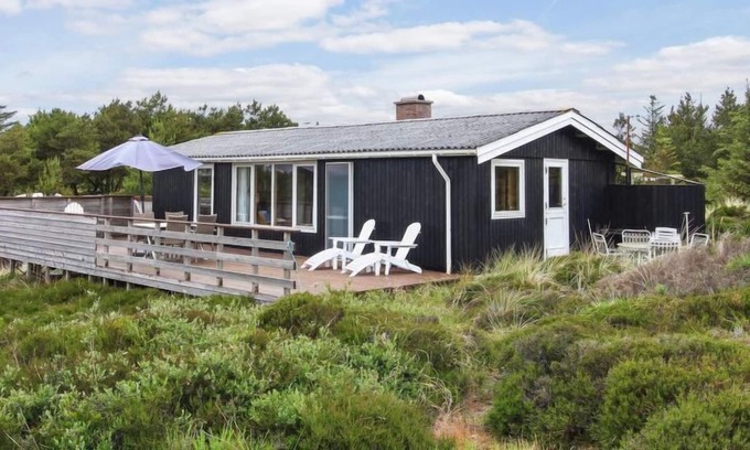 Grærup Strand House | Vacation home "Galen" - 700m from the sea in Western Jutland in Oksbøl - 4 persons, 3 bedrooms