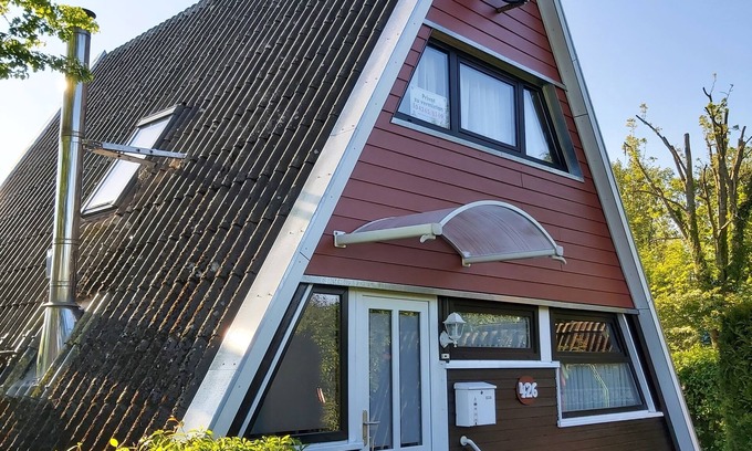 Damp House | Vacation home in Damp, close to the beach, fiber optic connection and large garden