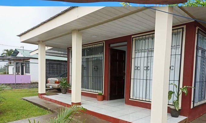 El Tanque House | Vacation home just 10 minutes from downtown La Fortuna!