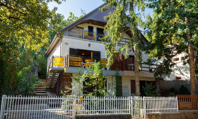 Balatonalmadi House | Vacation home Kiwi by Interhome