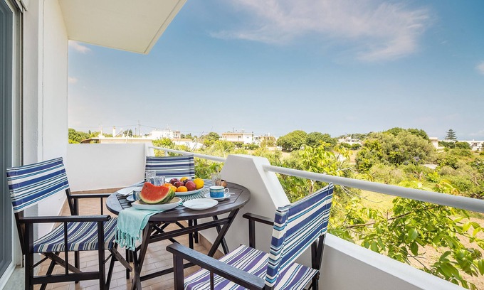 Soroni House | Vacation Home "La Christine" with Sea View, 2 Balconies & Wi-Fi