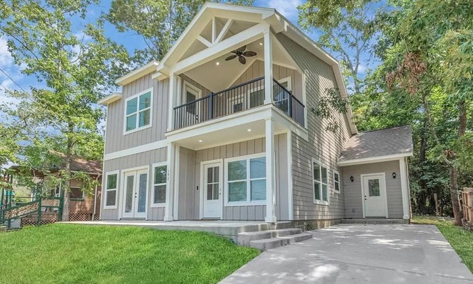 Onalaska House | Vacation Home Lake Livingston!