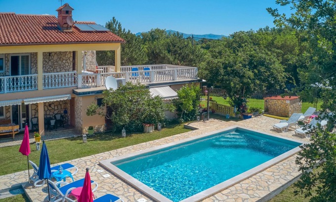 Becici House | Vacation home Lola by Interhome