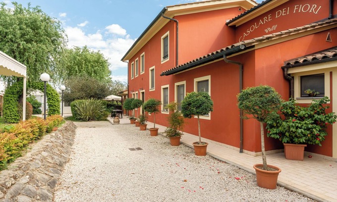 Montecarlo Other | Vacation Home "Mughetto" with Shared Pool, Terrace & Wi-Fi
