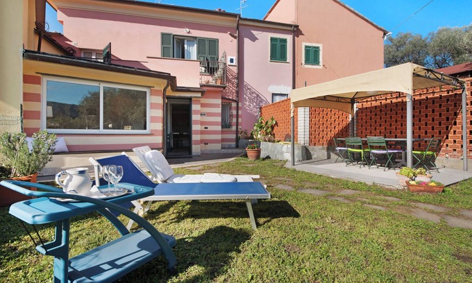 Riva Trigoso House | Vacation Home "Nonna Adele'" between Cinque Terre and Portofino