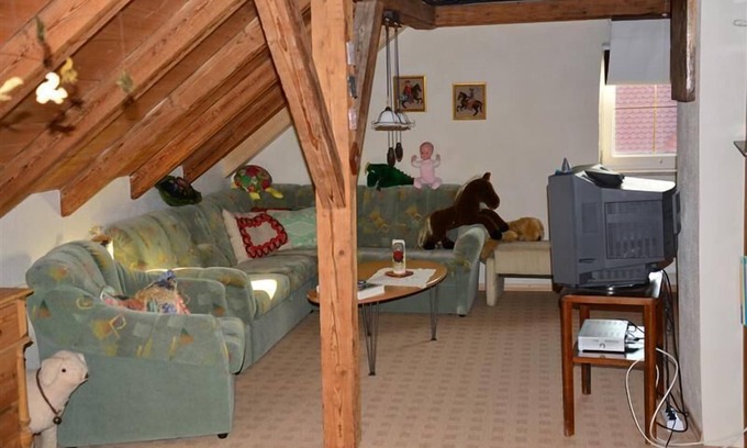 Diedorf Markt Apartment | Vacation home on the top floor with large living area and balcony
