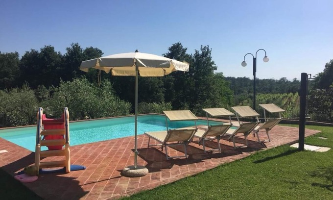 Pontedera House | VACATION HOME, OUTDOOR OVEN IN THE PORCH 6 BEDS